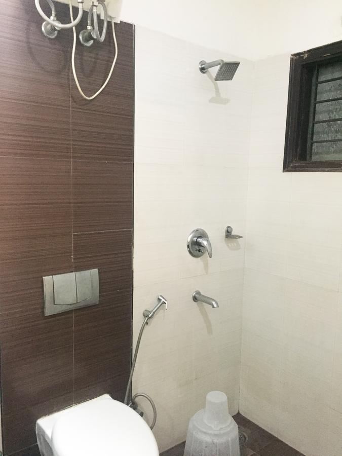 Anantkoti Hotel Нью-Дели Экстерьер фото